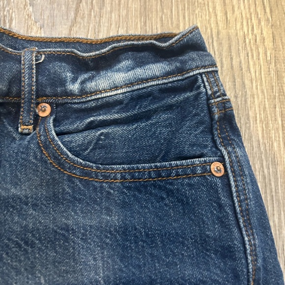 American Eagle Outfitters Dark Blue Frayed Jean Shorts size 2 EUC - Picture 2 of 9